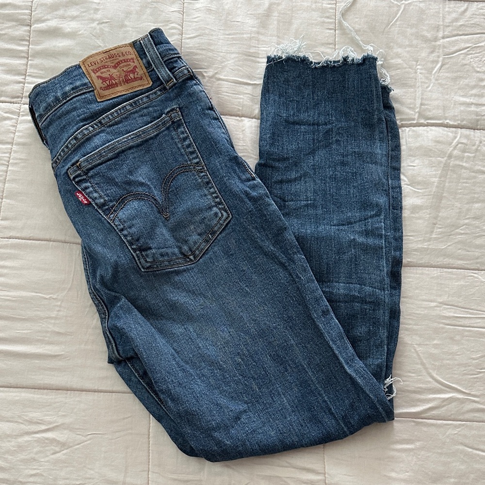 Levi’s Skinny Women's Distressed Blue Jeans